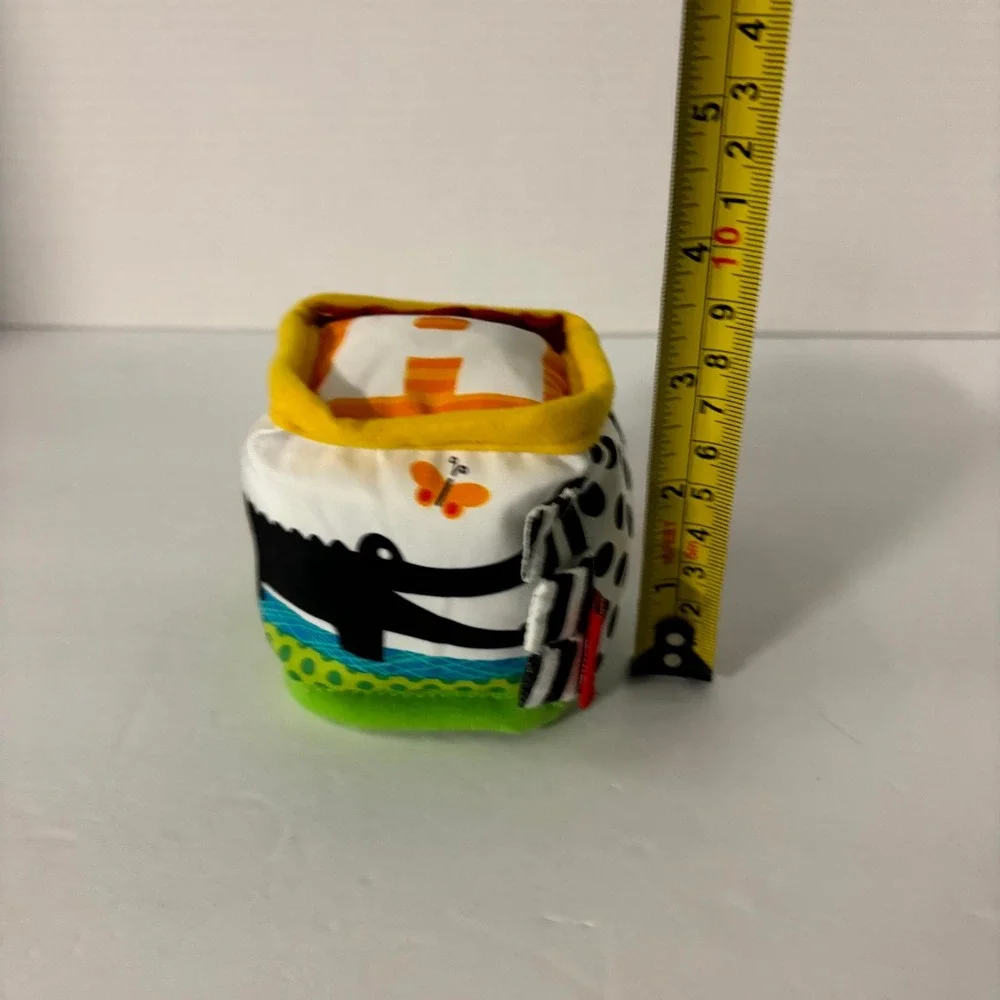 Infantino Soft Activity Block Baby Sensory Plush Toy Letter A Alligator Cube